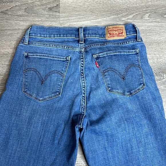 Levi’s Mid-Rise Curvy Bootcut Ankle Jeans in Blue Women’s Sz 30 - Picture 5 of 12